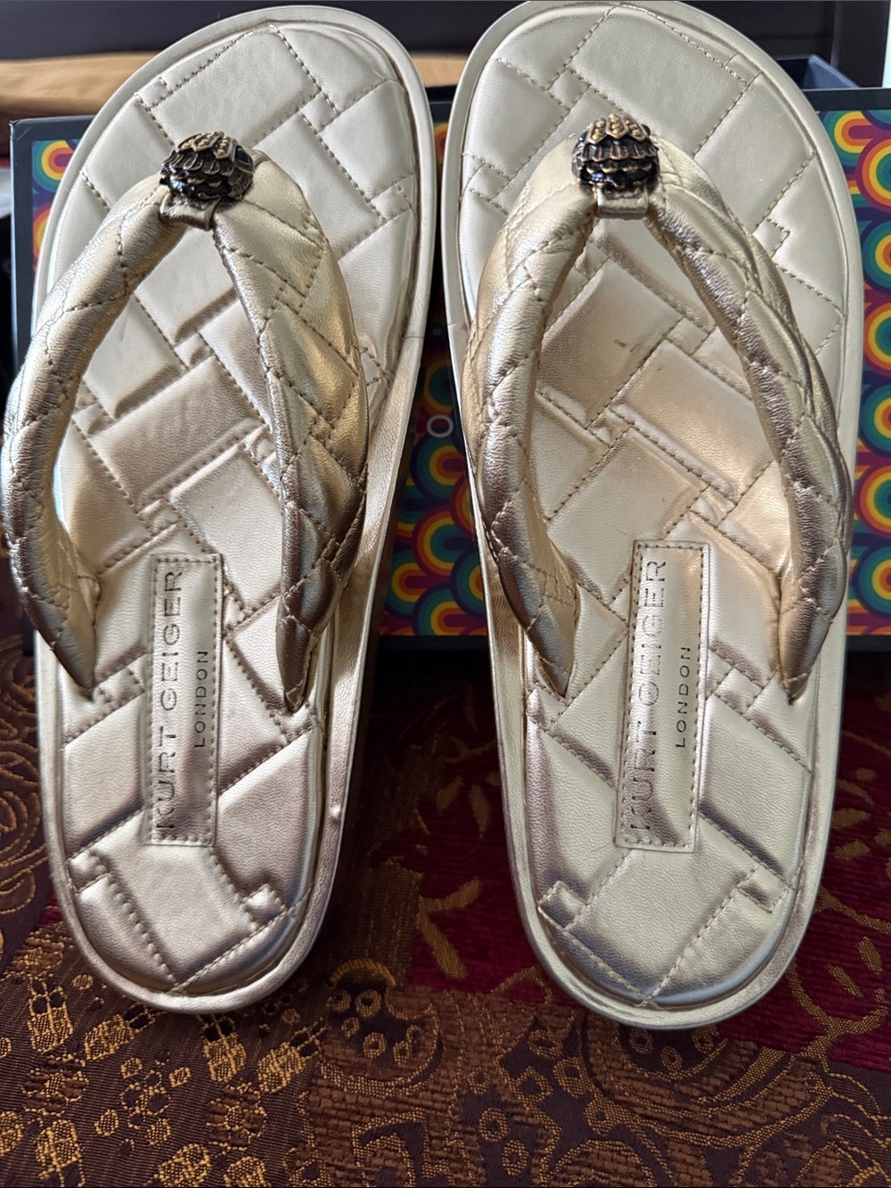 Kurt Geiger Metallic Gold Quilted Flip Flop Sandals with Logo Charm Size 9